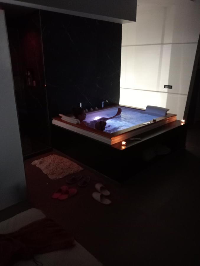 Suite Luxurya Bari Exteriér fotografie