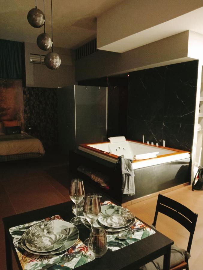 Suite Luxurya Bari Exteriér fotografie