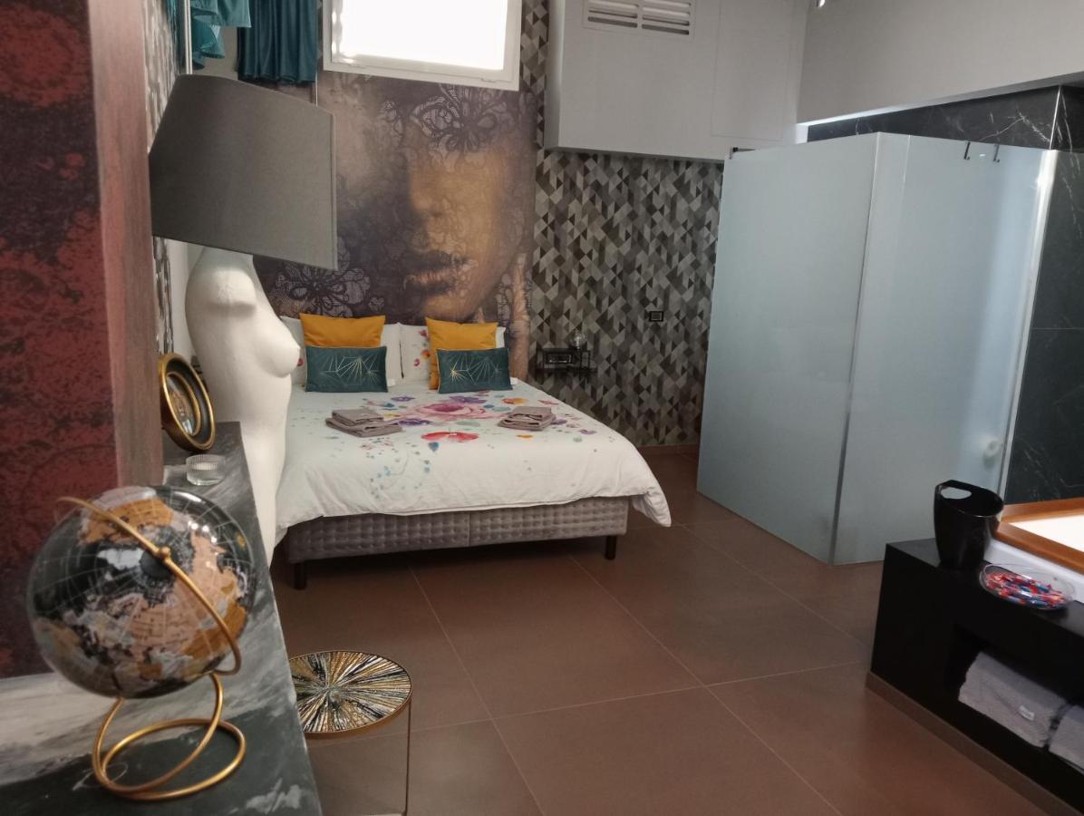 Suite Luxurya Bari Exteriér fotografie